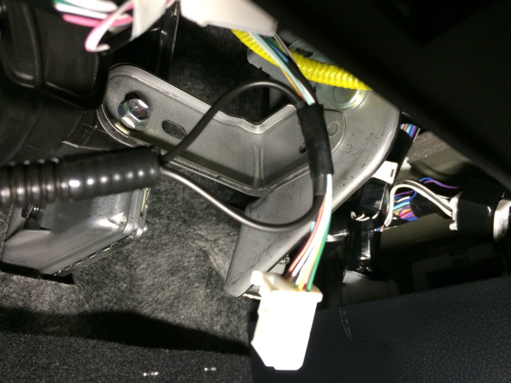 Blossom Installations » 2015 Toyota Tundra 1794 Edition, RS-360EDPB